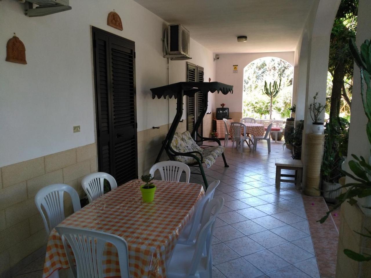 B&B Il Melograno Salento Torre Inserraglio Bagian luar foto